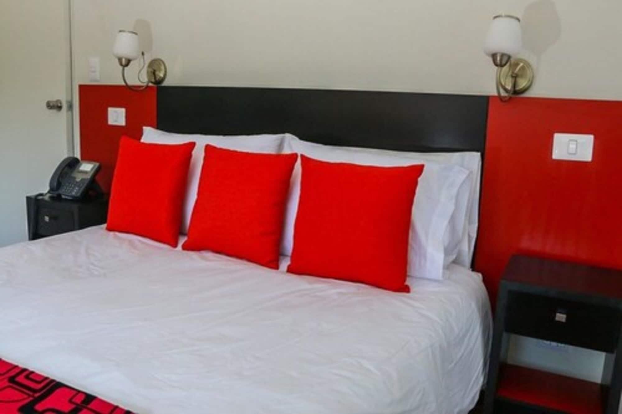 Hotel Plaza Nunoa Santiago Kültér fotó